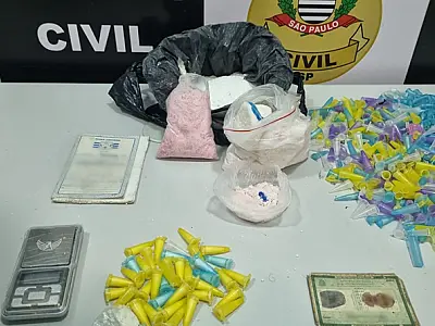 Suspeito de integrar facção criminosa é preso ao receber carregamento de drogas no litoral de SP