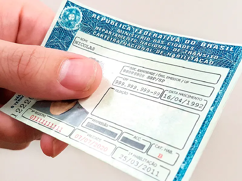 Carteira de habilitação volta a ter até 30 dias para renovação