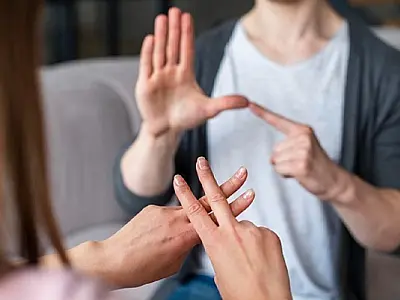Governo de SP abre nesta quarta inscrições para Curso de Libras "Teens"