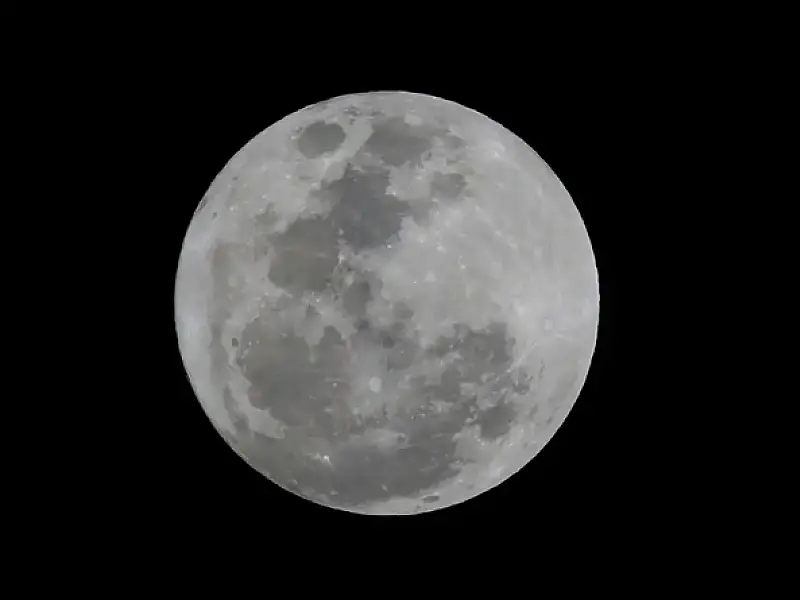 Chang'e 6 pousa no lado afastado da Lua para colher amostras