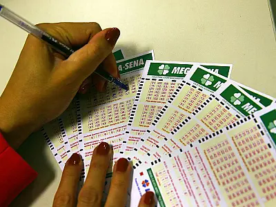 Mega-Sena sorteia nesta quinta-feira prêmio acumulado em R$ 42 milhões