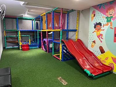 No Dia das Crianças, Sr. Espetto Santos terá spaço Kids gratuito