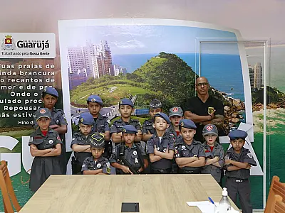 Polícia Mirim: "Tropinha de Elite" é recebida pelo prefeito Válter Suman de Guarujá