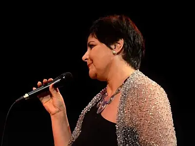 Chorinho no Aquário traz ao palco as vozes de Rita Gottardi e Luiza Sales neste sábado