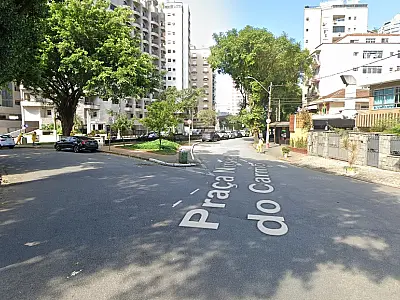 Quatro lombadas ampliam segurança no canal 7, na Ponta da Praia, em Santos