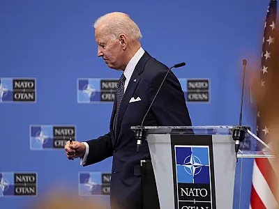 Presidente norte-americano diz que Rússia deveria sair do G20