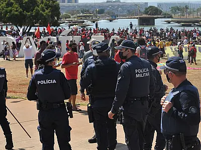 Presidente sanciona programa de habitação voltado para policiais