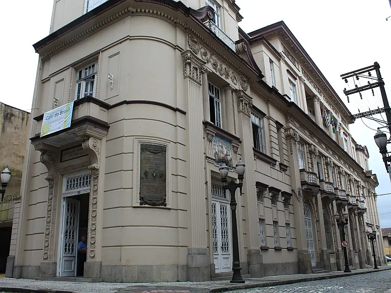 Associação Comercial de Santos promove evento sobre câmbio e comércio entre Brasil e China
