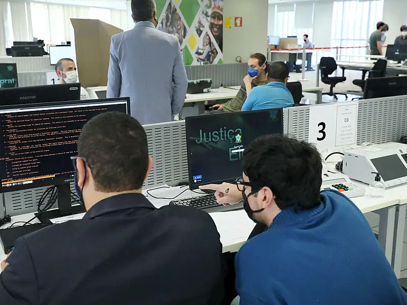 TSE encerra fase de procedimentos de testes das urnas eletrônicas