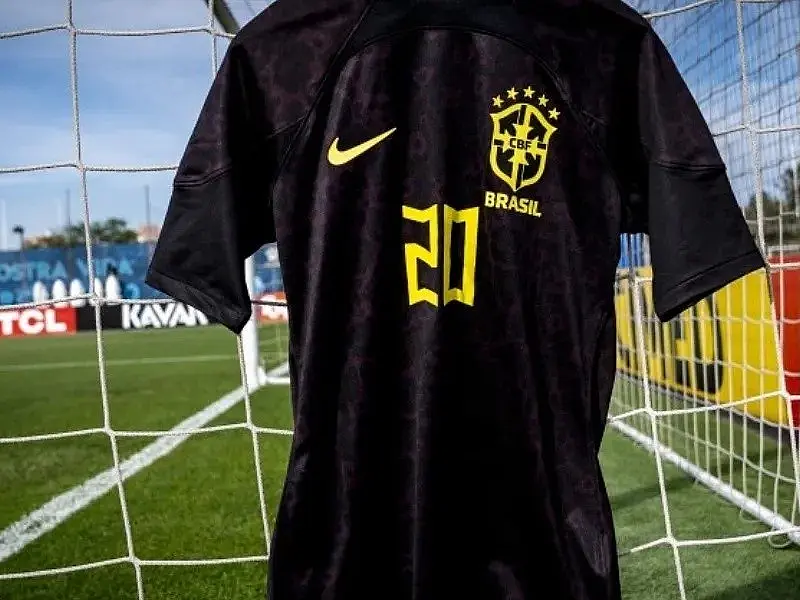 Brasil jogará de preto, pela 1ª vez na história, em duelo contra Guiné
