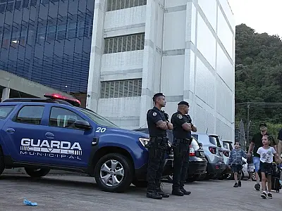 Escolas de Santos terão botão de alerta, seguranças e reforço no monitoramento
