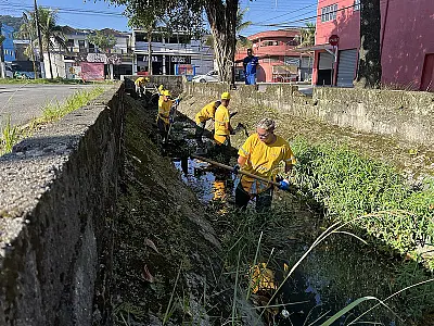 Prefeitura de Guarujá intensifica serviço de zeladoria em todo o Município