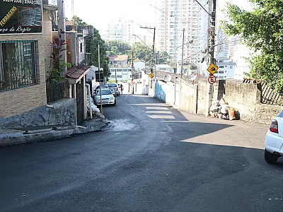 Obras garantem mais segurança no Morro José Menino, em Santos