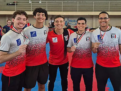 Caratê conquista as quatro primeiras medalhas do Time Praia Grande nos  Jogos Abertos
