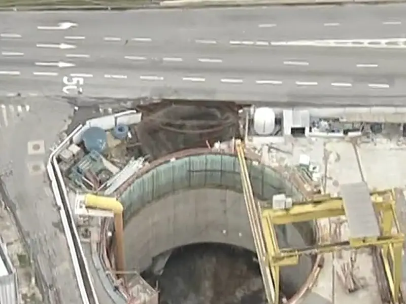 Marginal Tietê é interditada após obra do metrô desmoronar em SP
