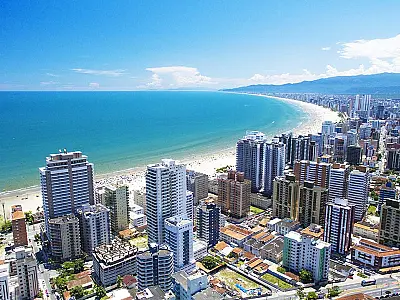 'Praia Limpa - Abrace o Mar' conscientiza população sobre a limpeza das praias