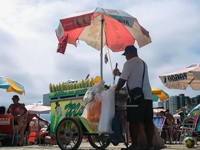 Prefeitura de Praia Grande/SP abre inscrições para licenças temporárias de ambulantes