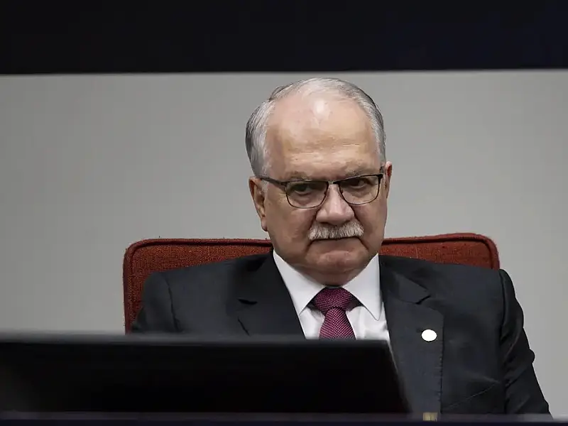 Fachin toma posse na presidência do STF nesta segunda-feira