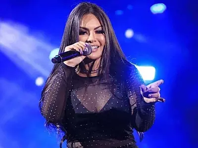 Cantora Paulinha Abelha está na escala de coma mais grave, diz equipe médica