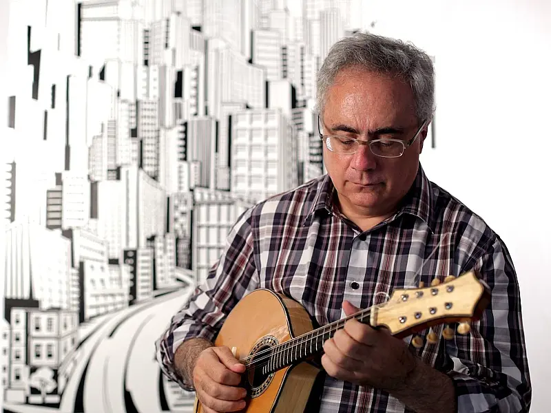 Chorinho no Aquário traz a Santos premiados músicos no show Luís Nassif & Convidados