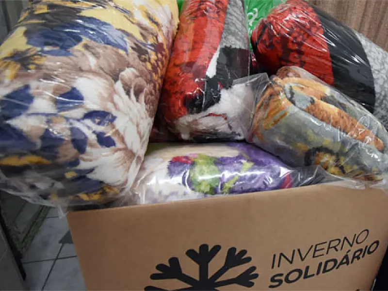 Cidades realizam campanhas para arrecadar itens de inverno