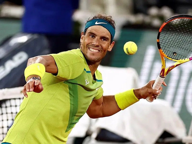Nadal vence Djokovic para chegar às semifinais