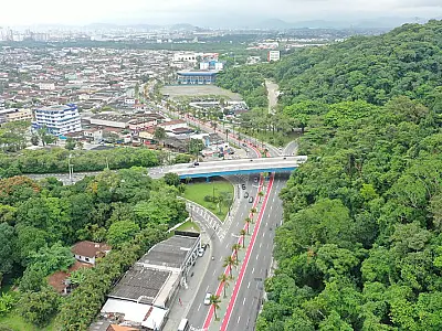 Guarujá revitaliza sinalização viária das principais vias da Cidade