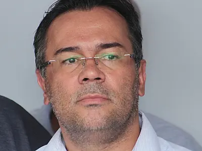 Ademário Oliveira continua na liderança do ranking de prefeitos reprovados