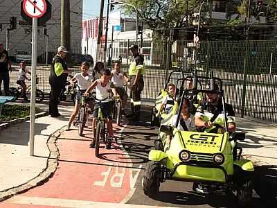 Minicidade do Trânsito em Santos oferece programação especial para crianças nas férias