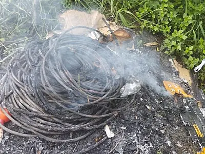 Empresa é multada em mais de R$ 8 mil em Santos por queimar fios em área pública