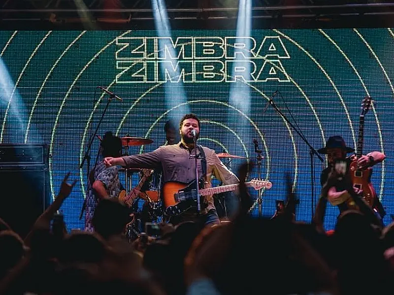 Zimbra, Terno Rei e O Grilo se apresentam em Santos, hoje, no Arena Club