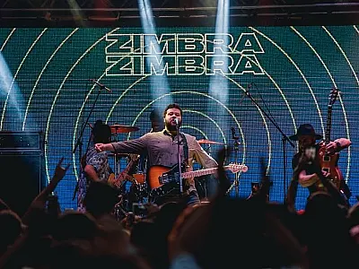 Zimbra, Terno Rei e O Grilo se apresentam em Santos, hoje, no Arena Club
