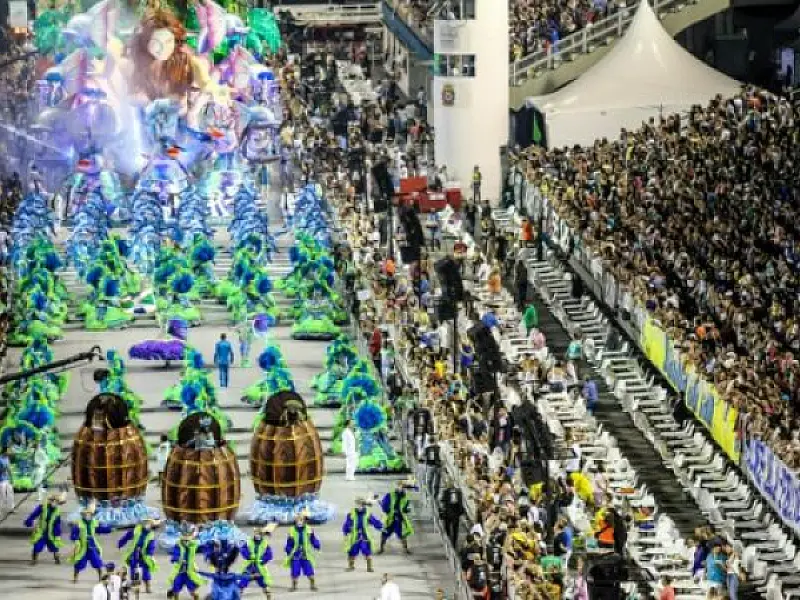 Ingressos para desfiles no Anhembi começam a ser vendidos