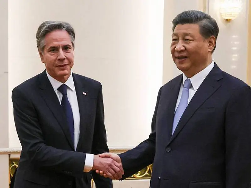 Xi Jinping fala em 'progresso' na relação entre EUA e China após encontro com Blinken