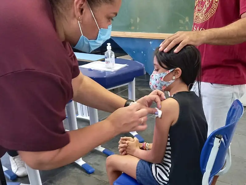 Cubatão aplica 1ª dose de reforço em crianças de 5 a 11 anos a partir de segunda-feira, dia 13