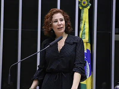 Hacker diz à PF que Zambelli pediu invasão a telefone de Moraes
