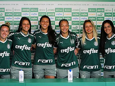 Com Andressinha e Bia Zaneratto, Palmeiras apresenta elenco feminino