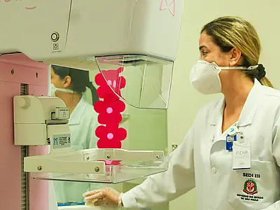 Carreta da mamografia com exames gratuitos inicia atendimento em Bertioga nesta terça (25)