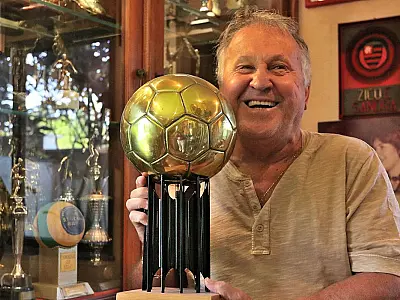 Zico, maior ídolo da história do Flamengo, completa 70 anos