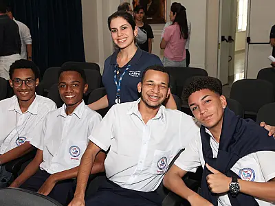 Executivo de multinacional, santista fala sobre capacitação profissional para jovens