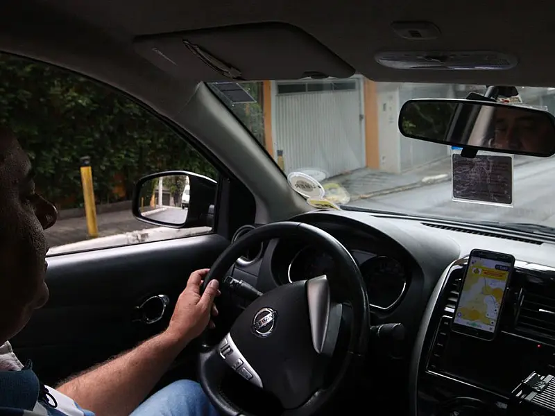 STF vai julgar vínculo trabalhista entre motoristas e aplicativos