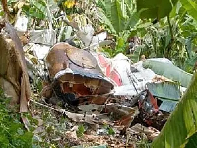 Cenipa recolhe destroços de avião que caiu em Registro para investigação