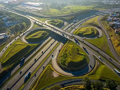 Consórcio brasileiro ganha leilão de três rodovias com pedágio 'free-flow' em SP