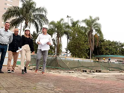 Obras para novas quadras esportivas estão em andamento no Rebouças, em Santos