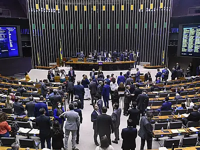Senado aprova mudanças da PEC da Transição