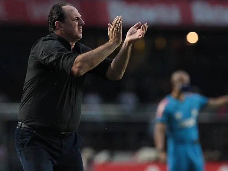 Ceni destaca estratégia do São Paulo para vencer Corinthians