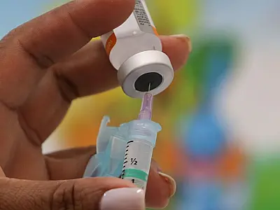 Rio vai receber 120 mil doses de vacinas para as crianças