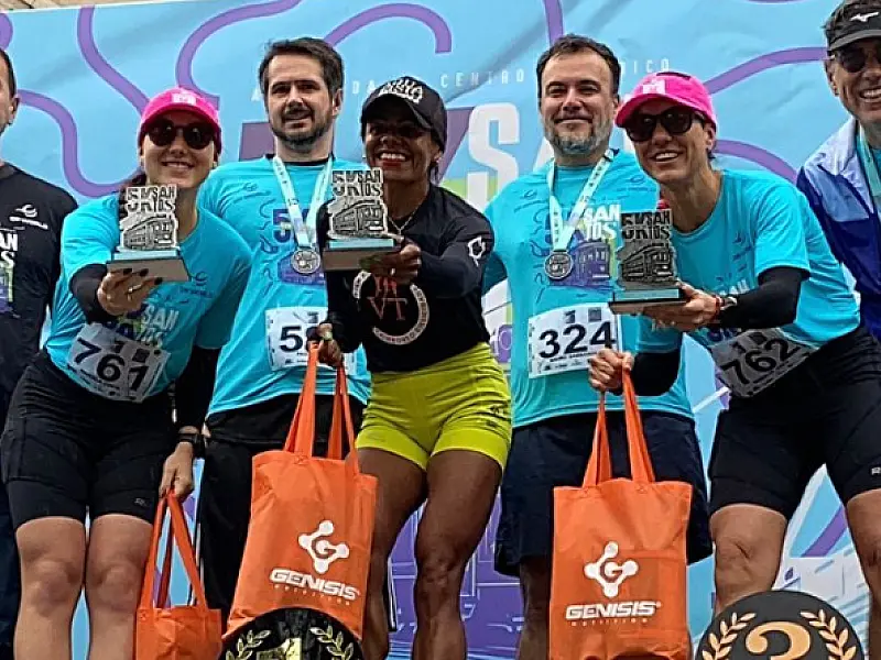 1ª Corrida histórica reúne mais de 700 participantes no cento de Santos