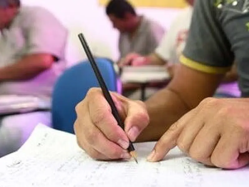 Inscrições para educação de jovens e adultos estão abertas