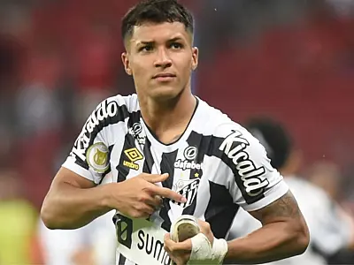 Santos anuncia a renovação com Marcos Leonardo
